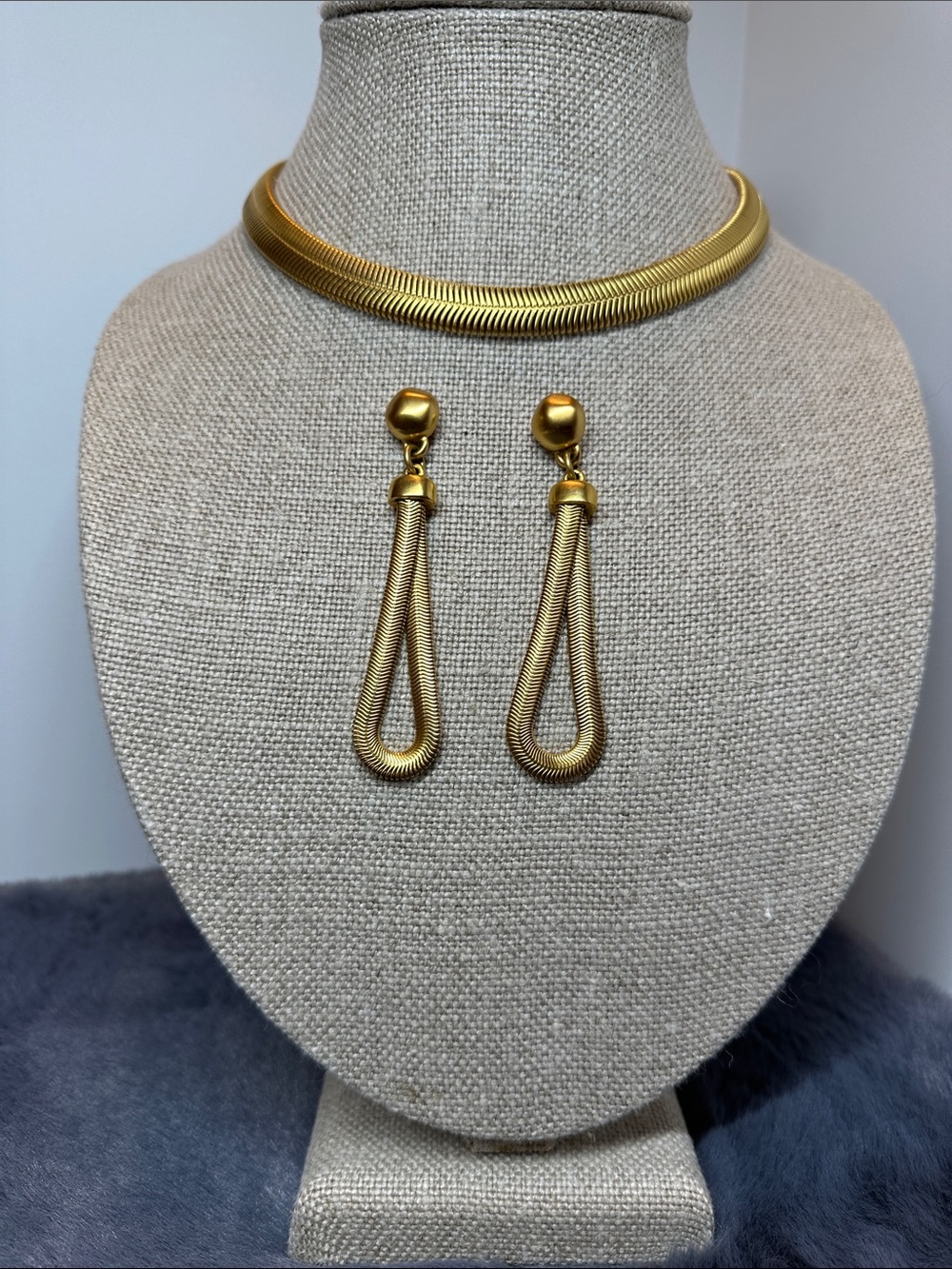 Anne Klein Gold Sculpted Collar Necklace with Teardrop Loop Earrings